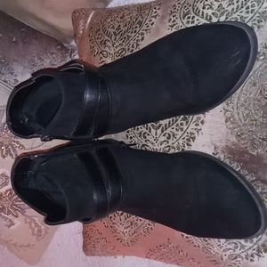 •Lauren Conrad Double Strap Ankle Boots